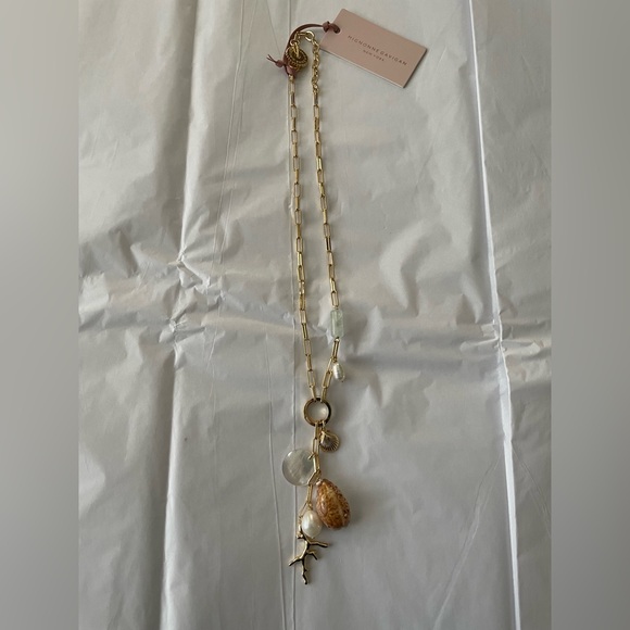 Mignonne Gavigan Coraline Necklace Goldtone Paperclip Chain Shells Pearl NEW - Picture 2 of 8